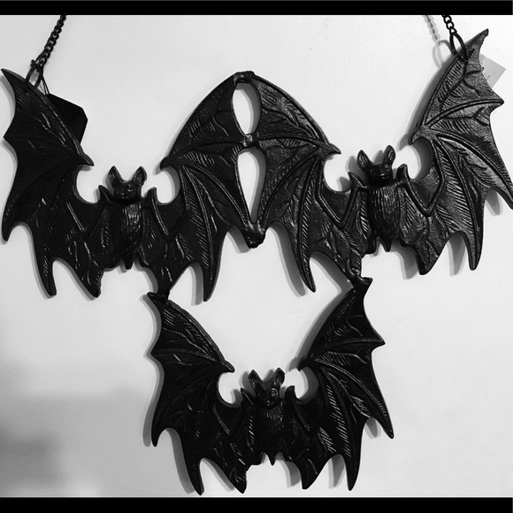 3 Halloween Black Metal Vampire Bats Wall Decor - Picture 5 of 10